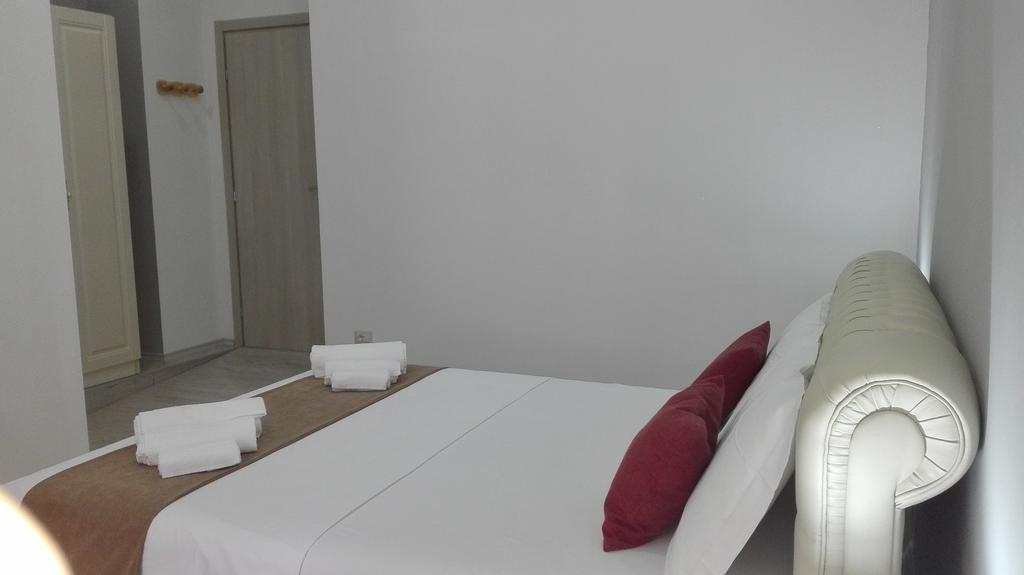 Brilliant Camere Trieste Luaran gambar