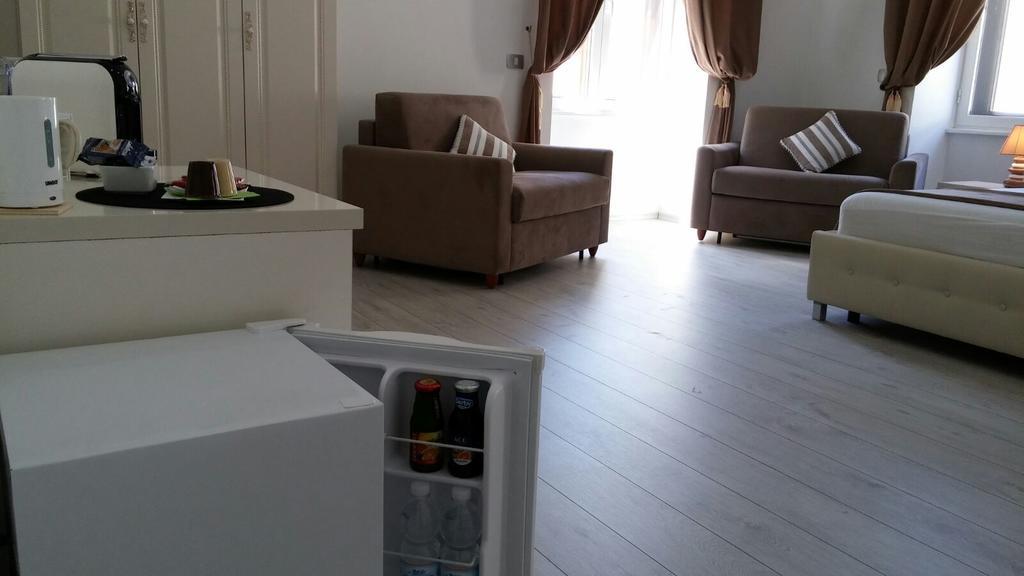 Brilliant Camere Trieste Luaran gambar